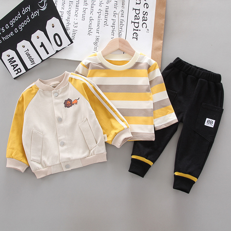 Children's Cartoon Lion Tracksuit Details