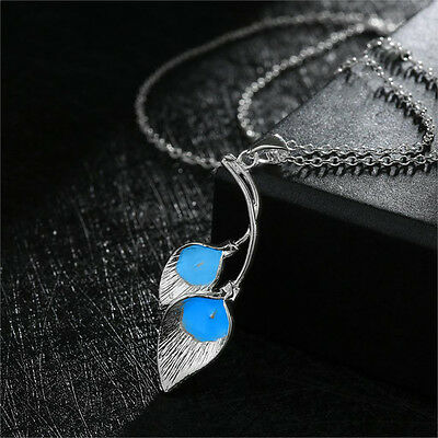 Glow-in-the-Dark Necklace Image 4