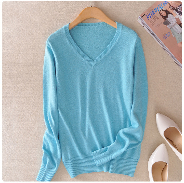 Cashmere Sweater in Black