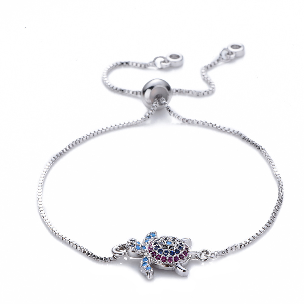 Detailed view of Turtle Bracelet