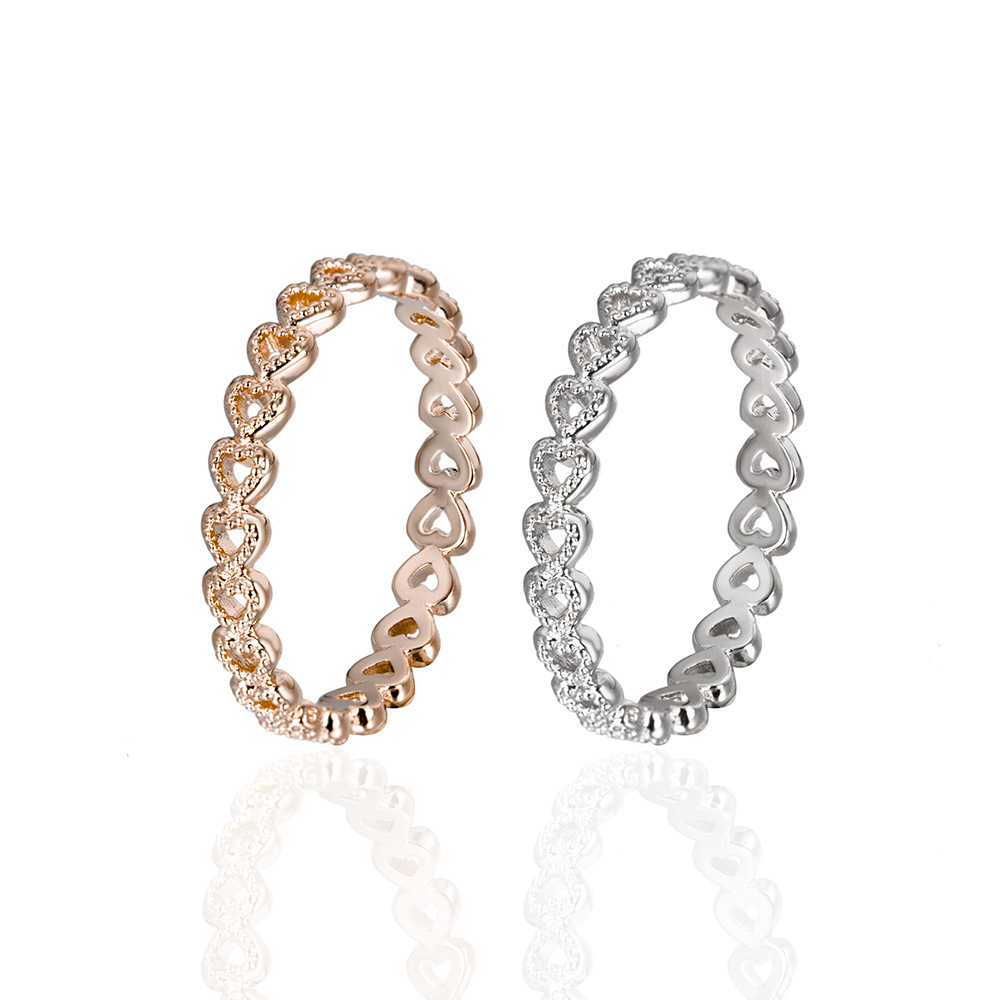 Close-up of Heart Connection Ring
