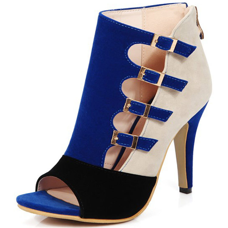Fashionable Women’s Sandals