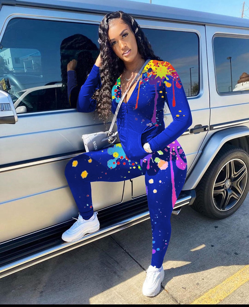 Two-piece set lifestyle image