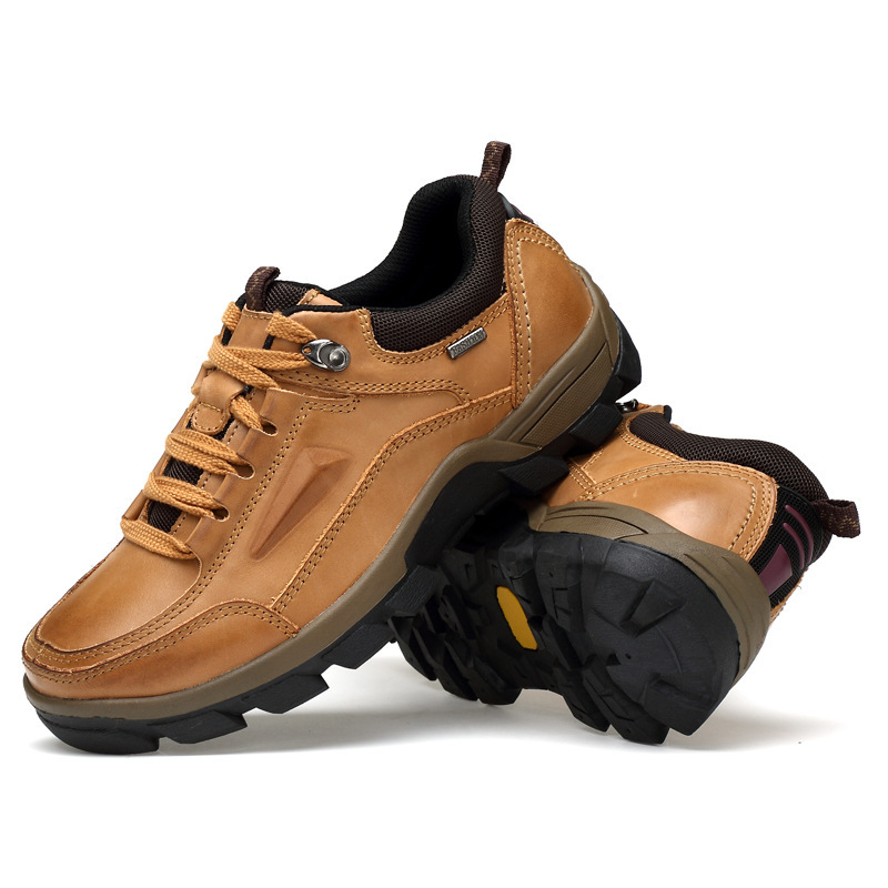 Hiking Shoes Image 5