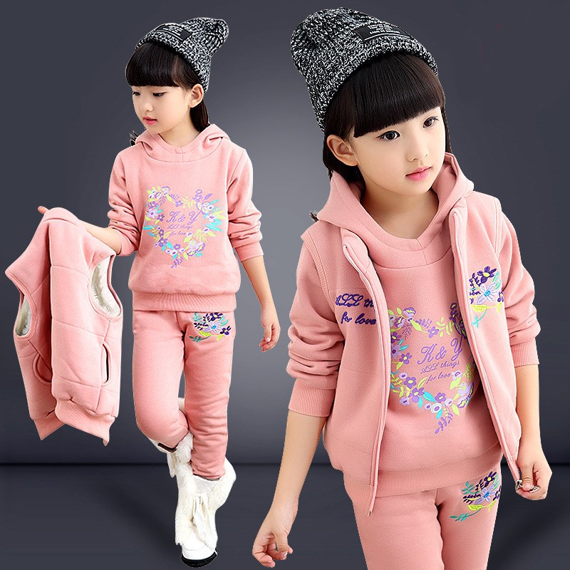 Fleece Set with Accessories