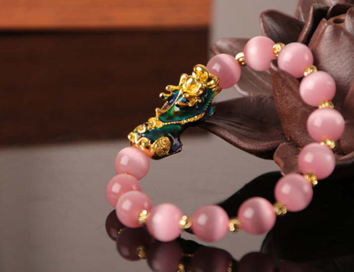 Cat Eye Stone Bracelet with Geometric Design