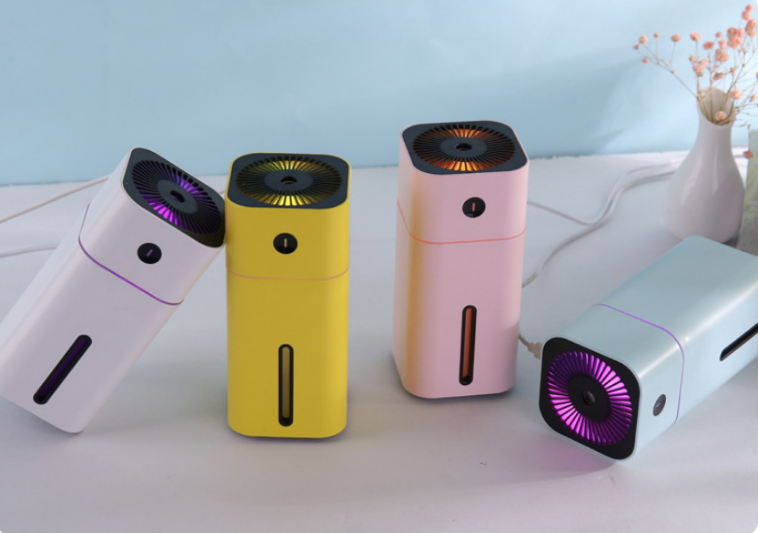 Small D Humidifier Lifestyle Image 2