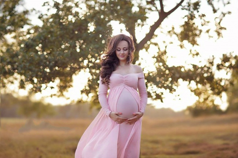 Maternity Gown Image 3