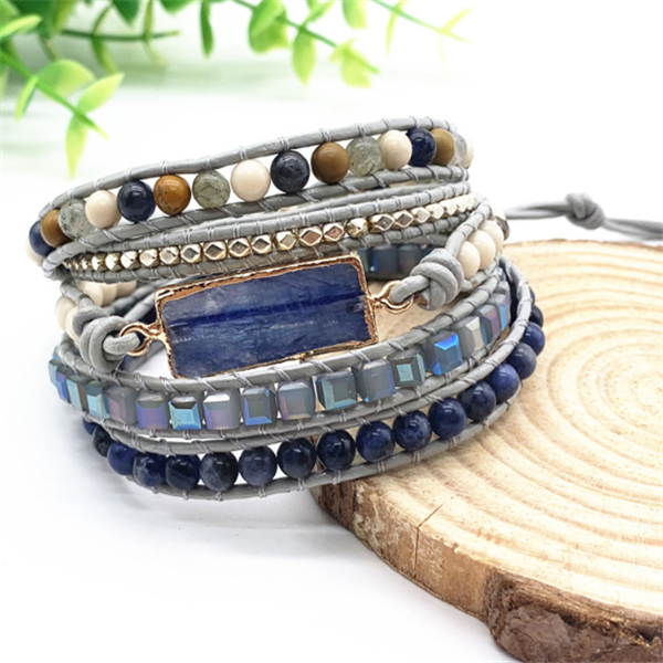Elegant Design of the Bracelet