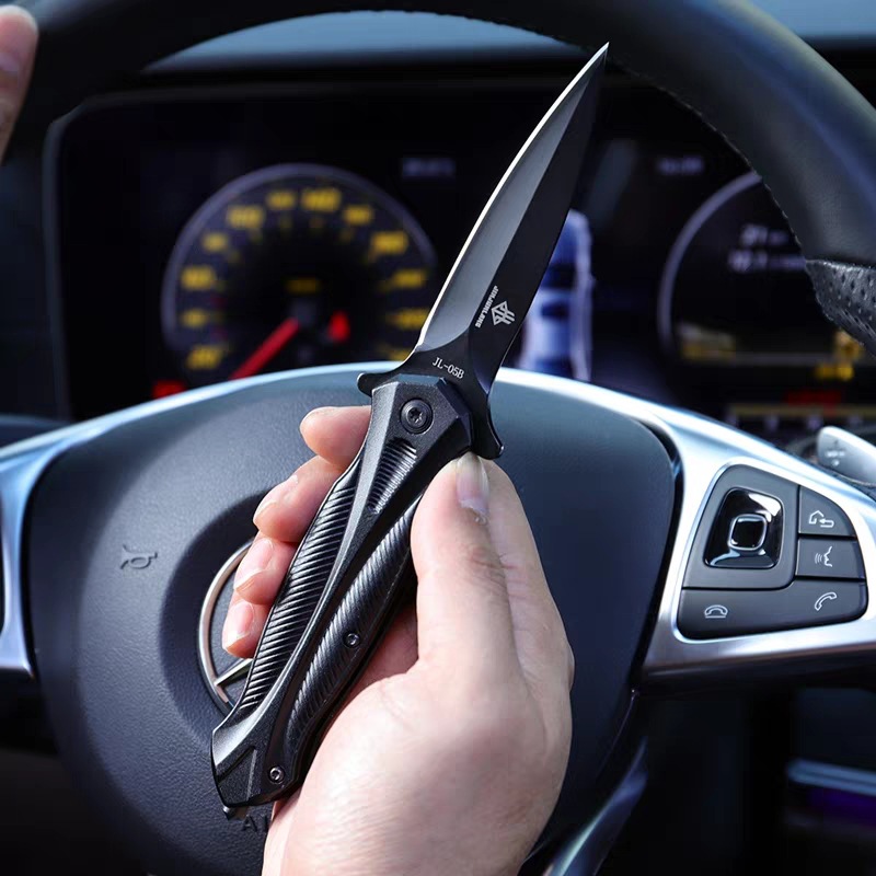 Folding Knife Image 2