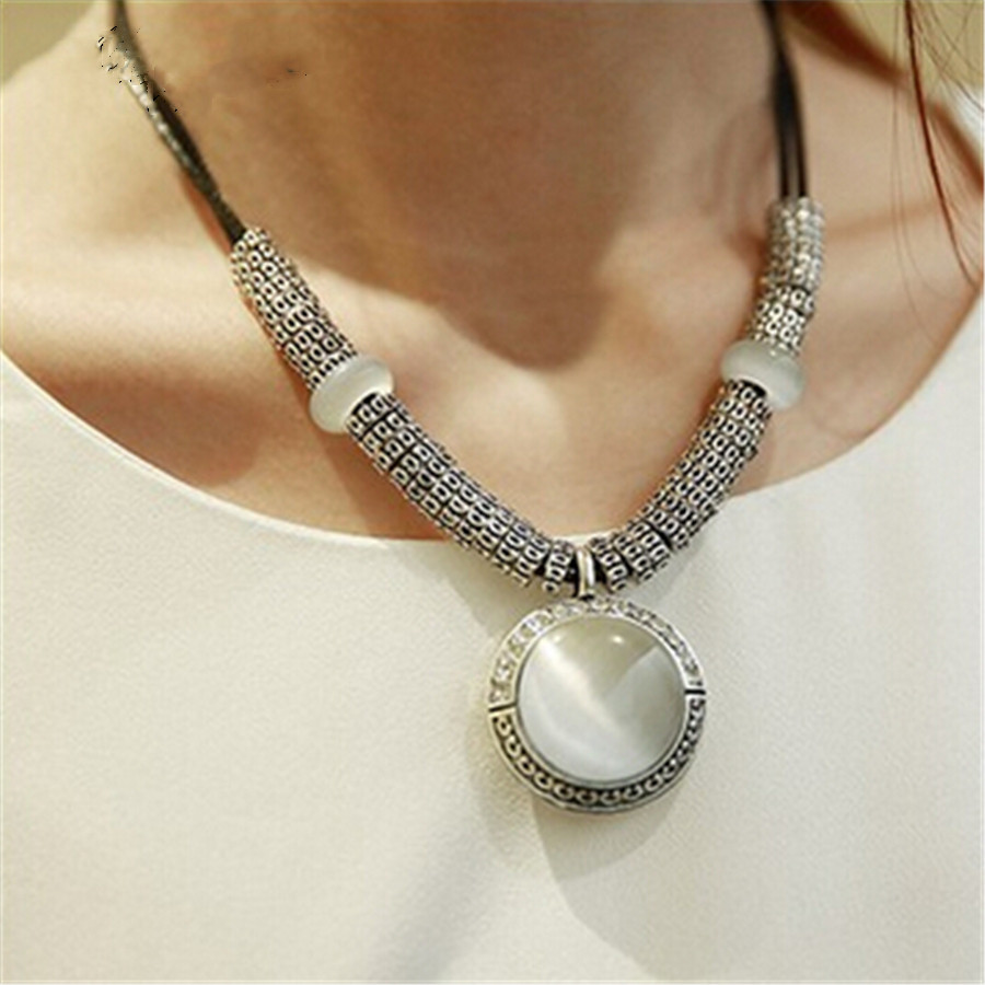 Cat's Eye Stone Necklace Image 1