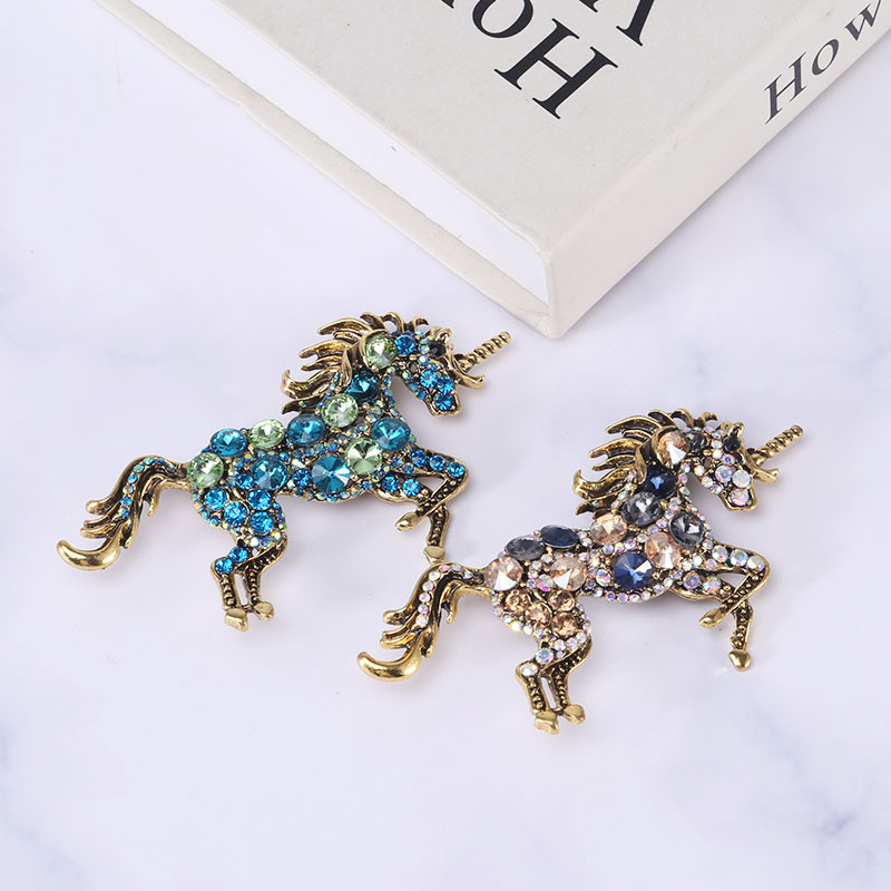 Cartoon unicorn brooch