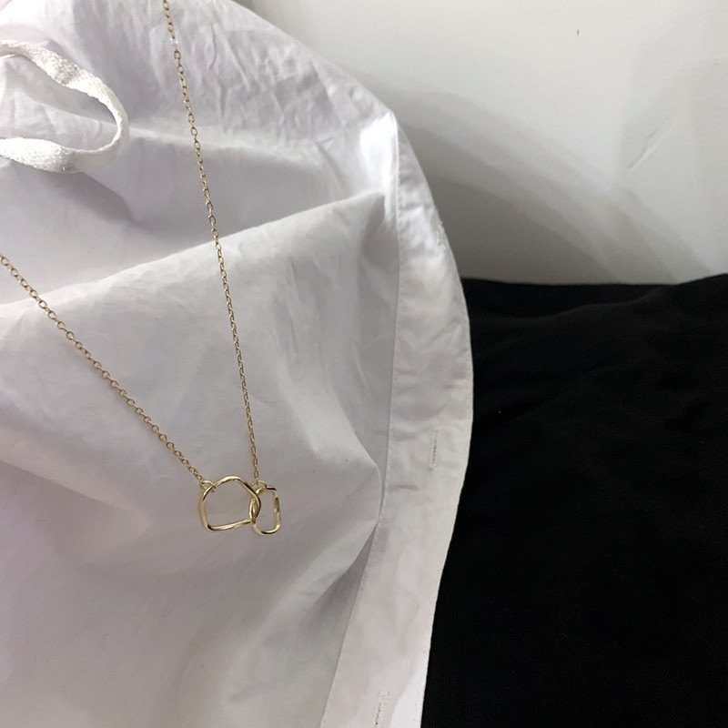 Gros plan du collier