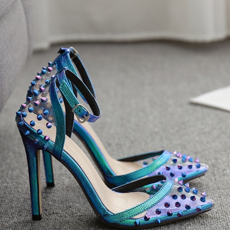 Fashionable High Heels Image 3