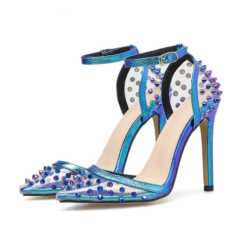 Fashionable High Heels Image 1