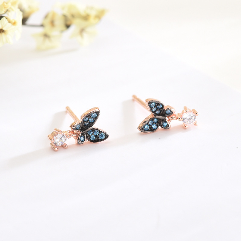 Elegant Design of Butterfly Earrings