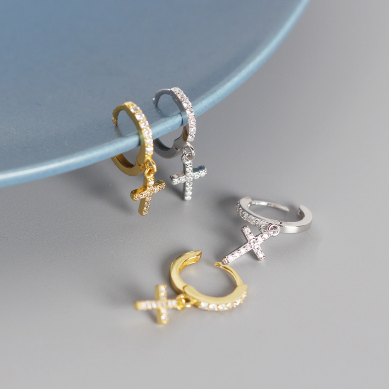 Earrings Image 4