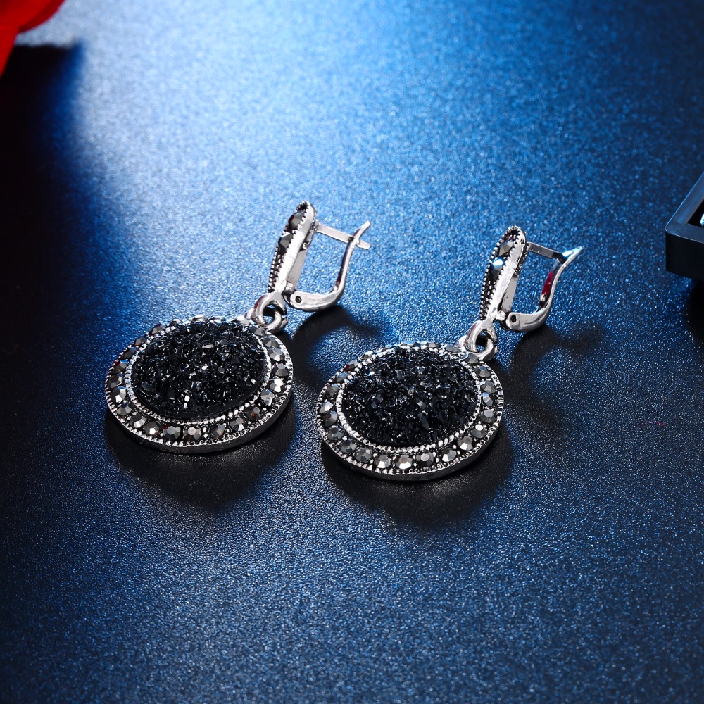 Jewelry Set Image 3