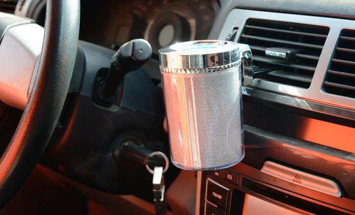 Colorful Car Ashtray Image 4