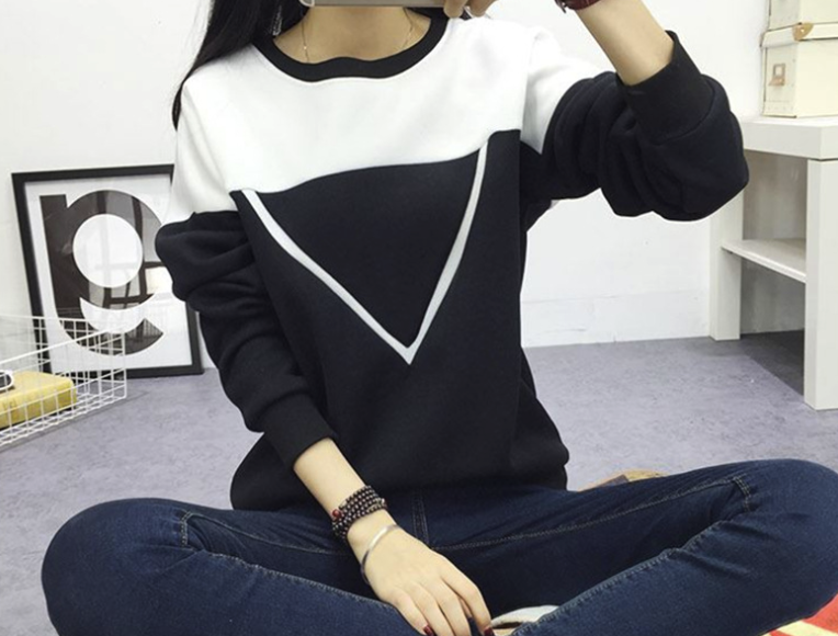 Sweatshirt Image 4