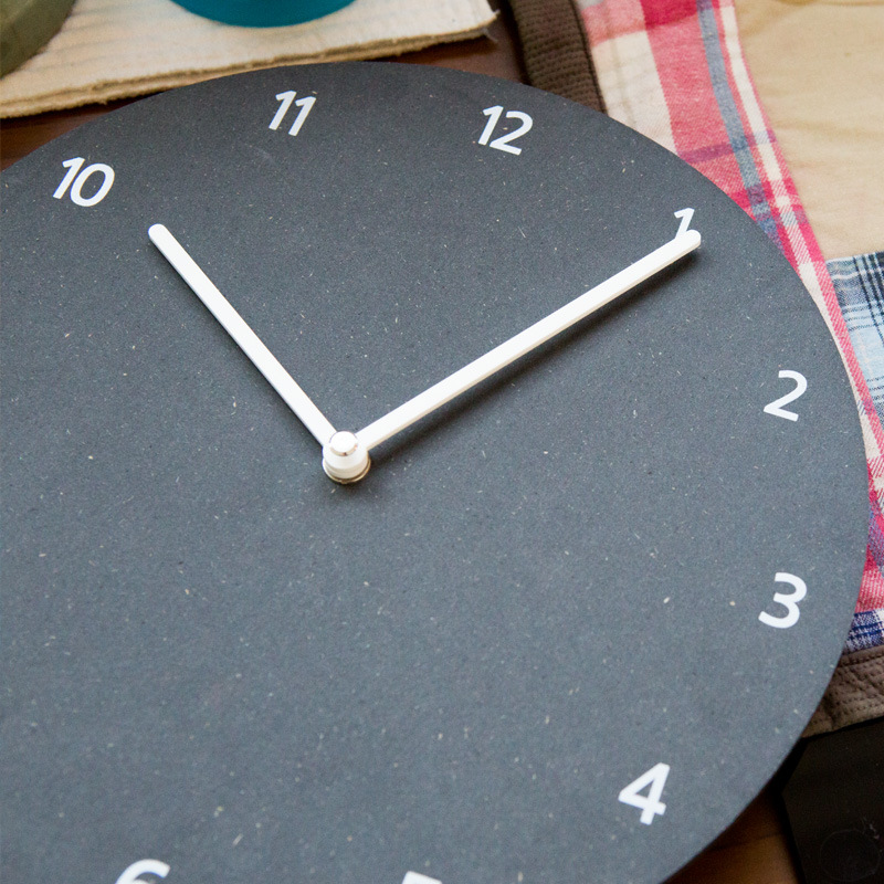 Elegant Round Clock