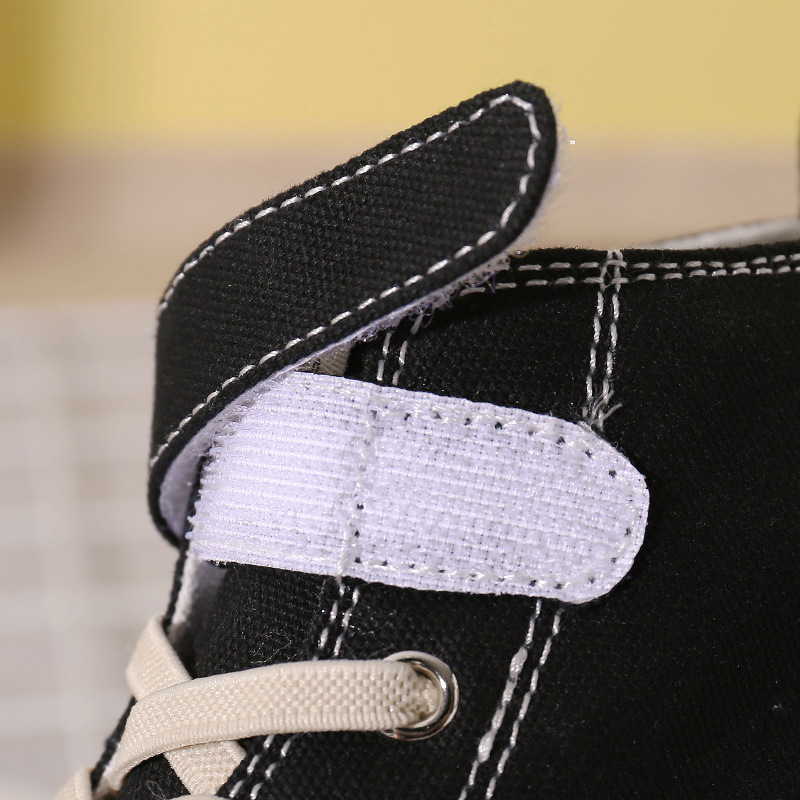 High-Top Casual Shoes - Stylish Design