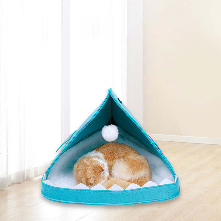 Felt Shark Pet Nest in Use