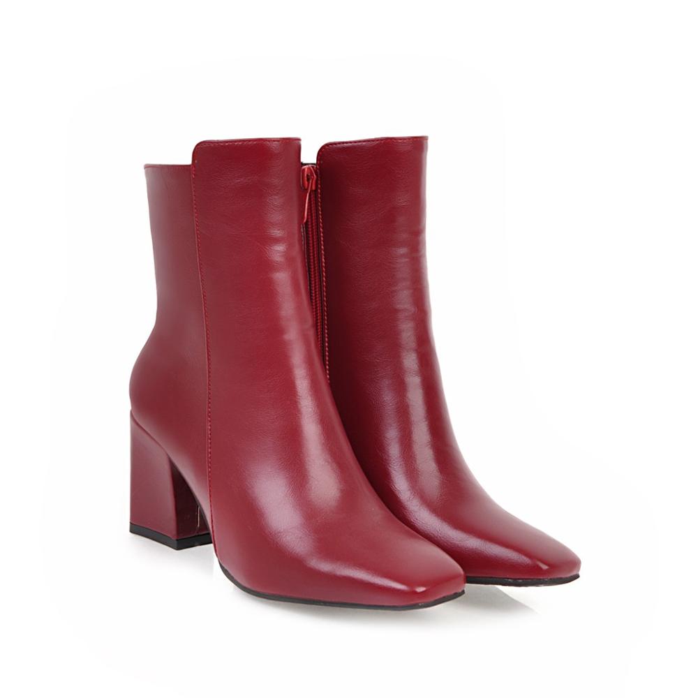Elegant Black Ankle Boots