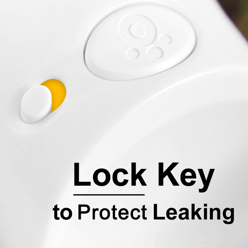 Pet Water Bottle Lifestyle Image 1