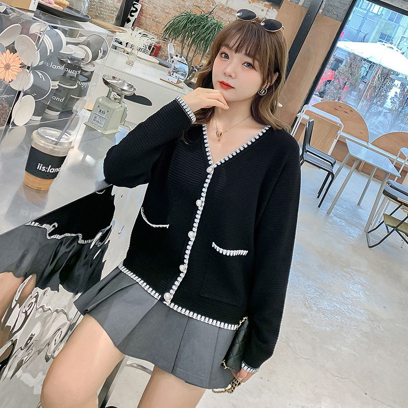 Cardigan Image 3