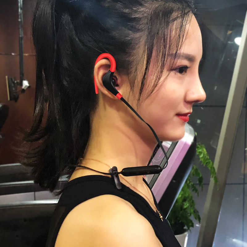 Bluetooth Sports Earphones Image 2