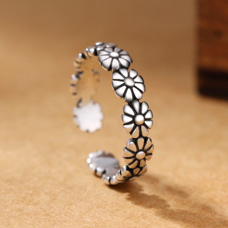 Flower Ring Image 1