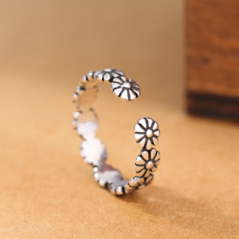 Flower Ring Image 2