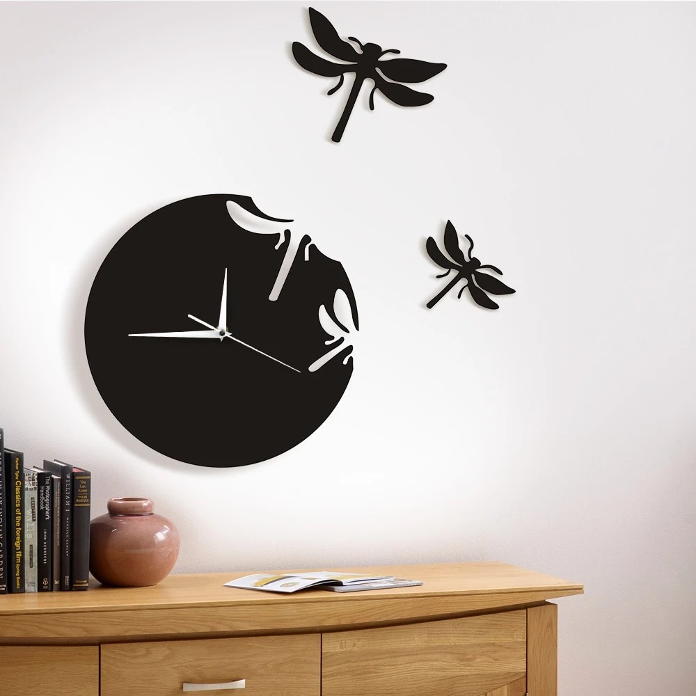 Acrylic Wall Clock Display 1