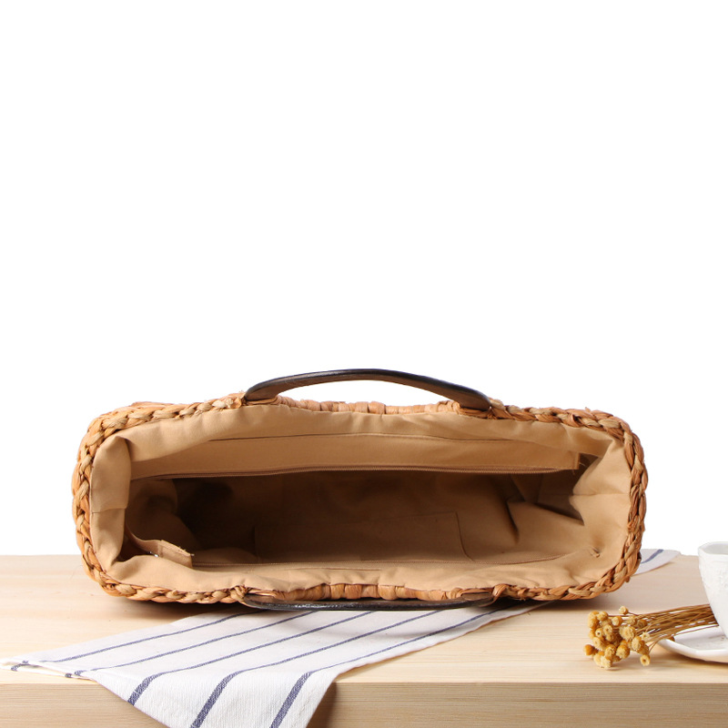 Straw Bag Image 1