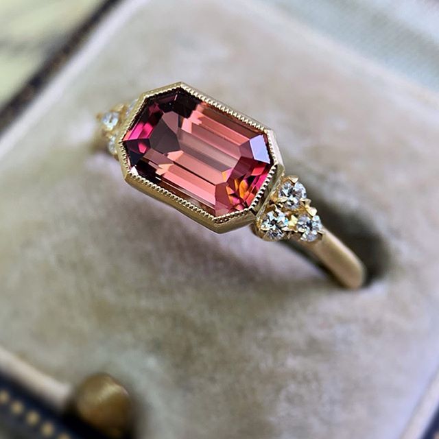 Gold Plated Inlaid Ruby Zircon Ring 3
