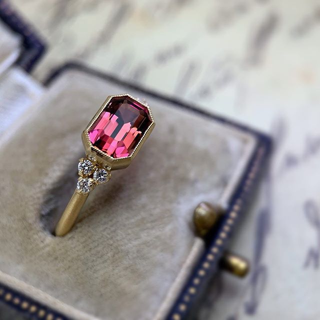 Gold Plated Inlaid Ruby Zircon Ring 4