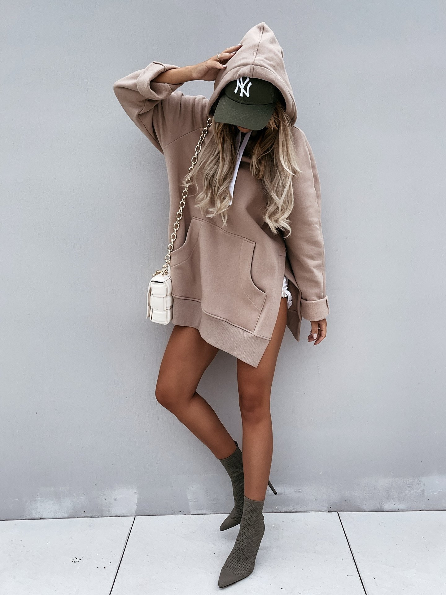 Sweatshirt Image 3