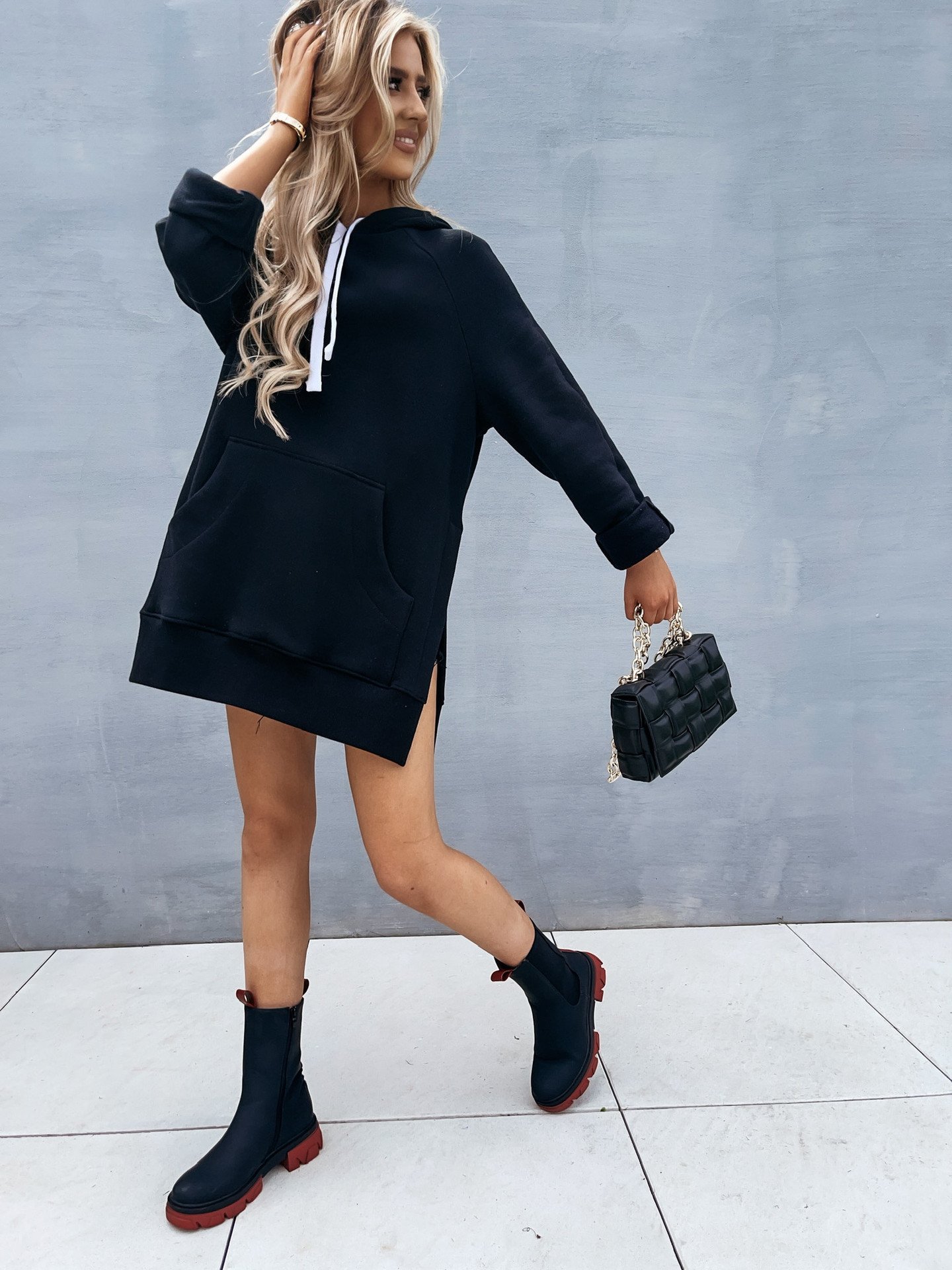 Sweatshirt Image 12