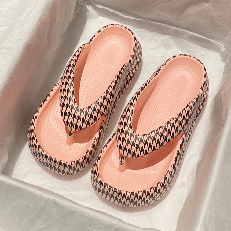 Women's Outdoor Flip-Flops Image 6