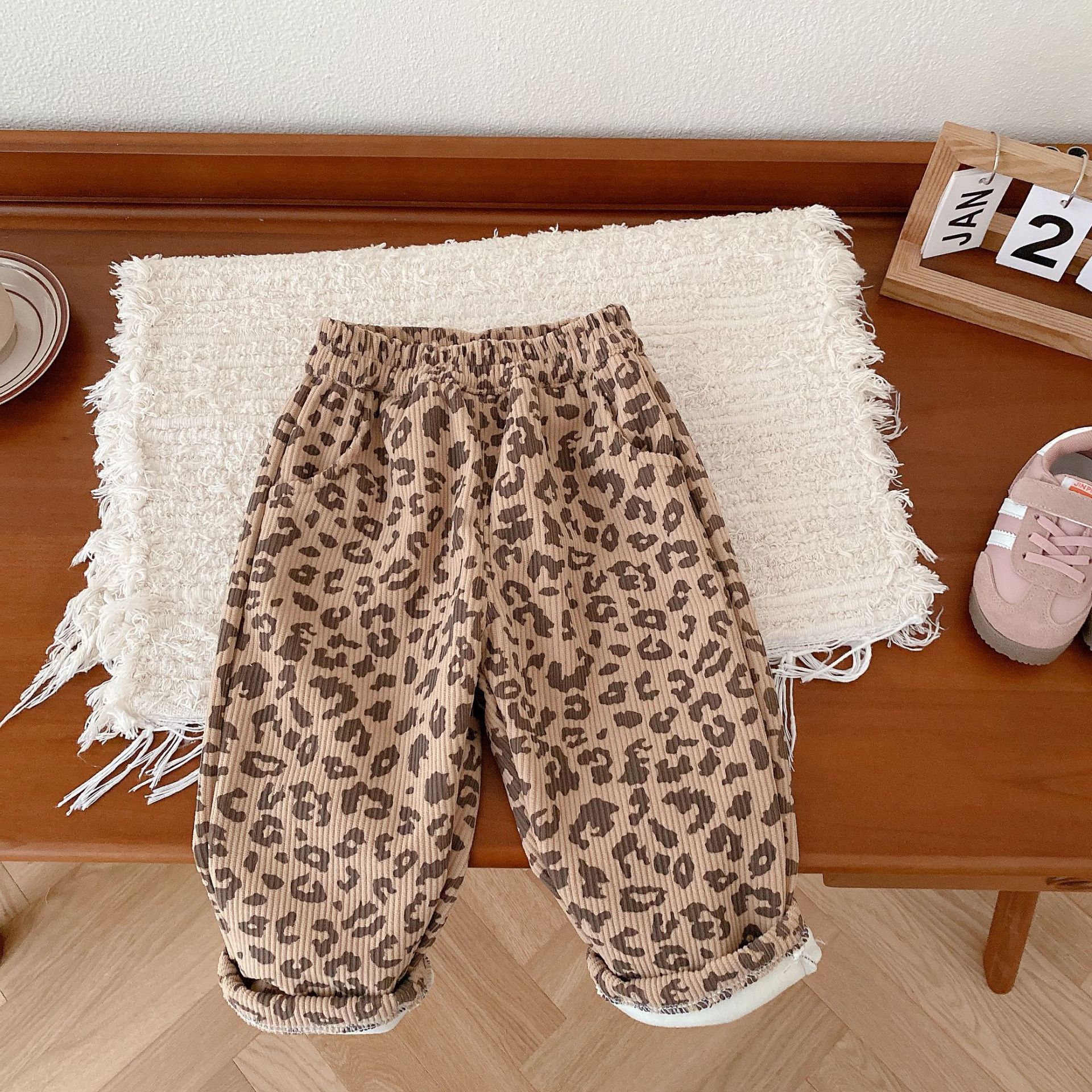 Children's Floral Fleece-lined Pants - Apricot