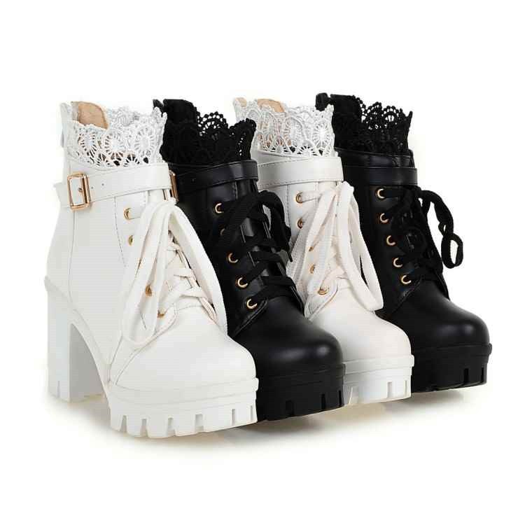 Lace-up Martens Boots 7