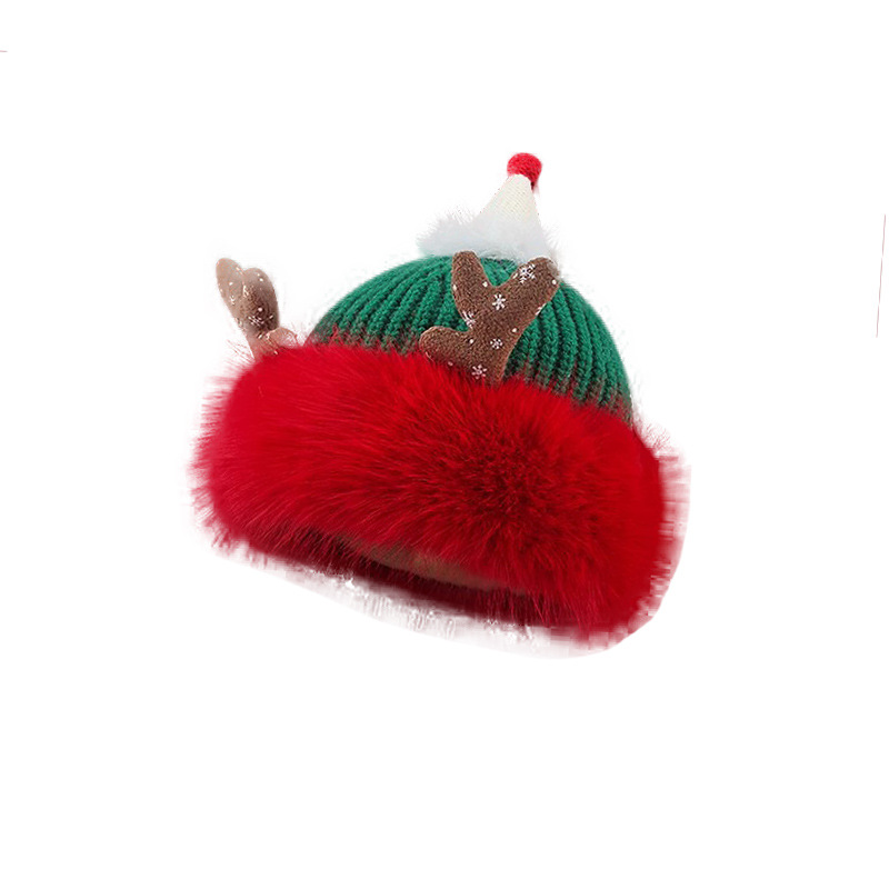 Christmas Antlers Knitted Hat - Festive Look