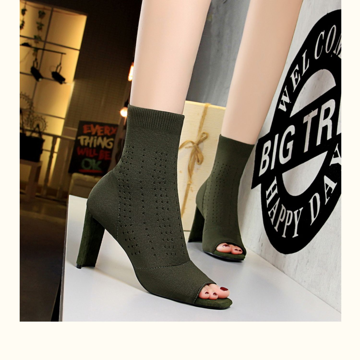 Ankle Boots Image 10