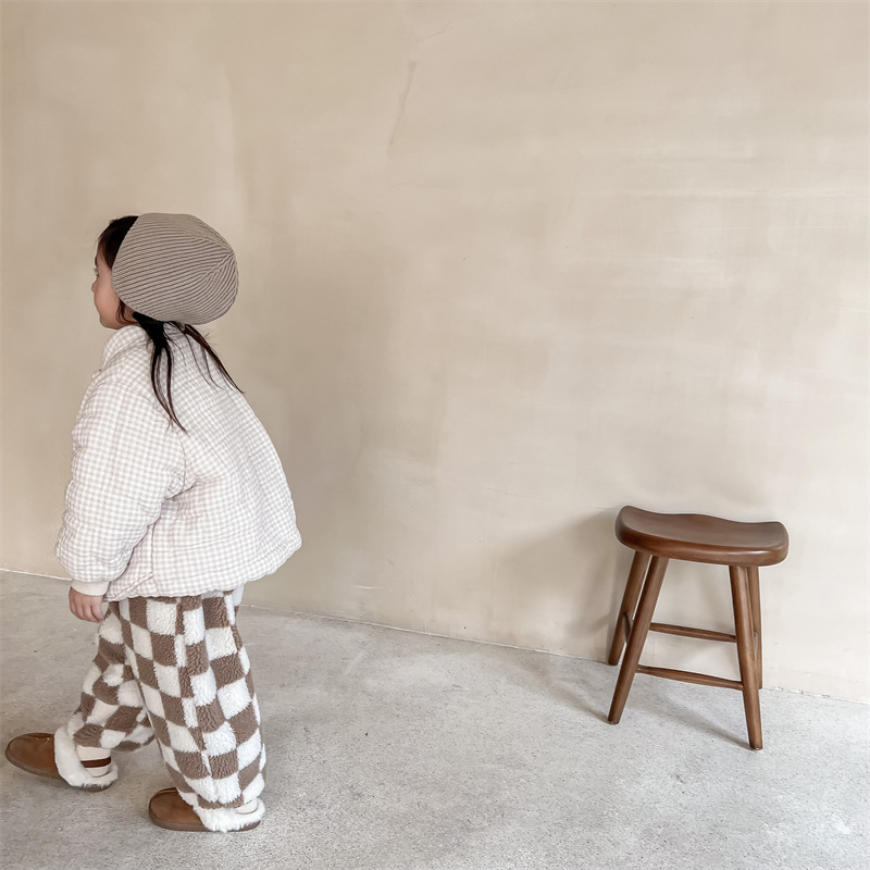 Girls' Plush And Thick Down Cotton Jacket - Back View