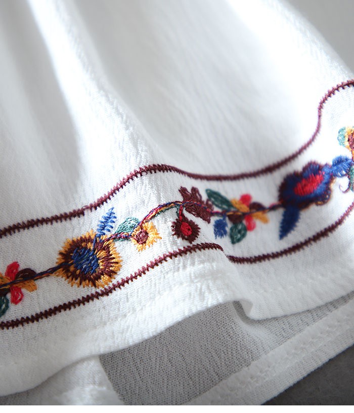 Loose Retro Embroidery Floral Top - Image 8