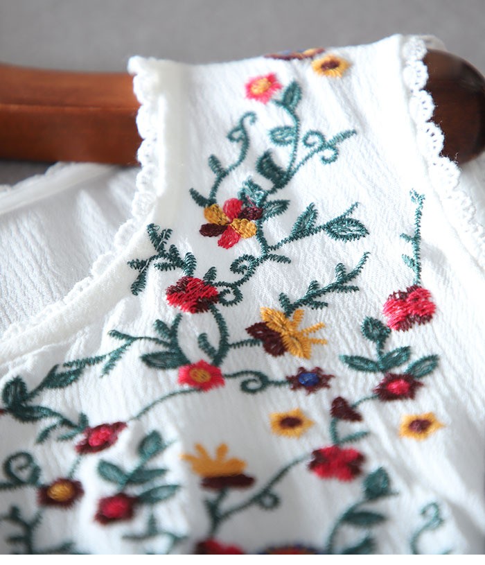 Loose Retro Embroidery Floral Top - Image 9
