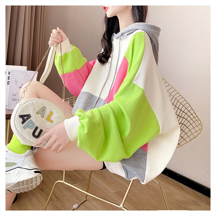Women's Hooded Sweater Image 14