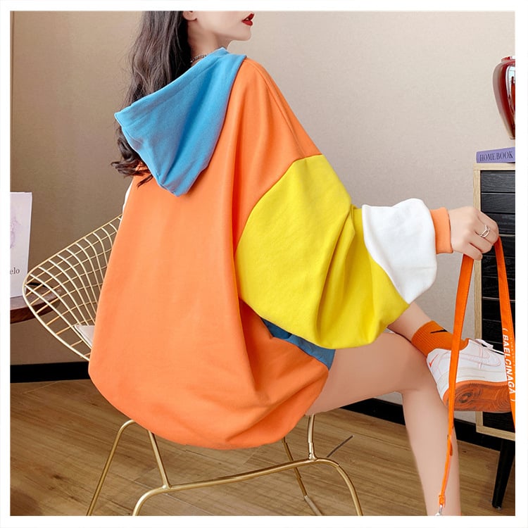 Women's Hooded Sweater Image 5