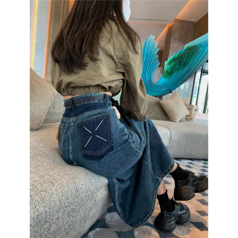 Plus Size Women's Denim Slit Sheath Skirt Image 5